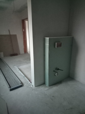 badrenovierung-mit-stil-saubere-fliesenarbeiten-perfekte-fugen-big-0